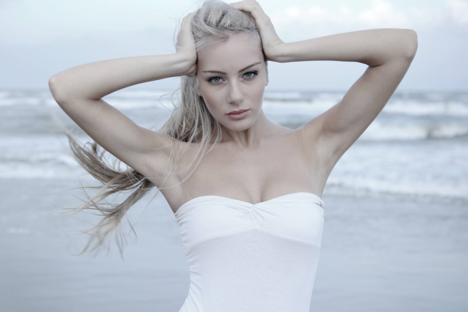 Shana — Model & Hostess in Pescara photo 7