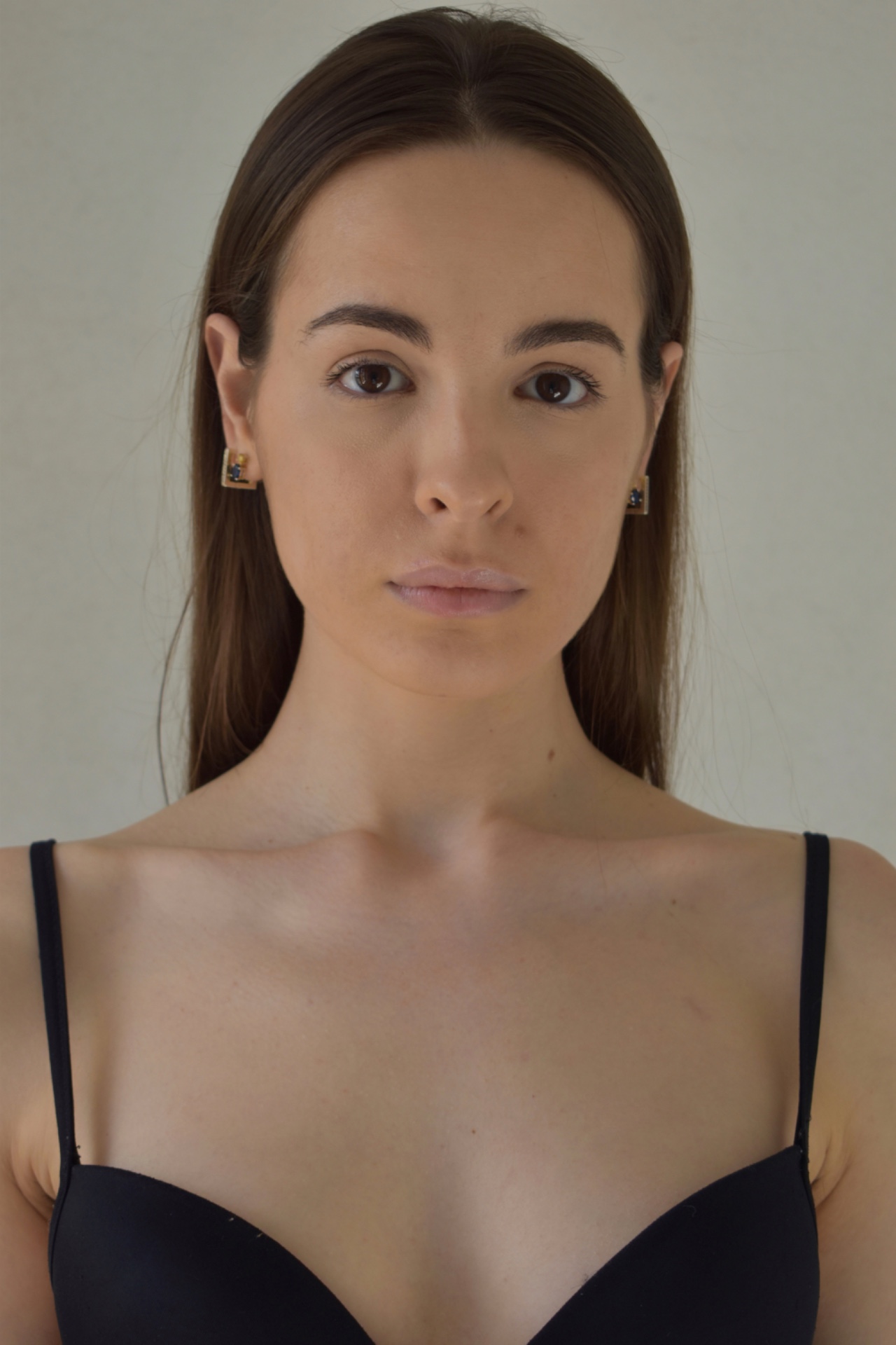 Chiara — Model & Hostess in Milano photo 8