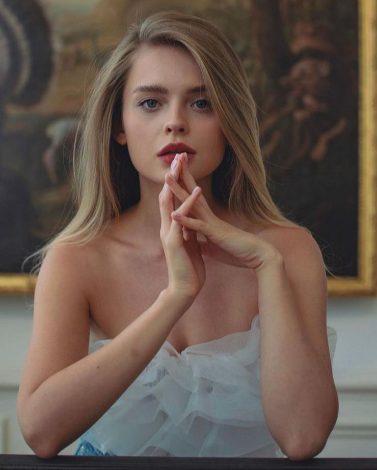 Iryna — Model & Hostess in Paris photo 16
