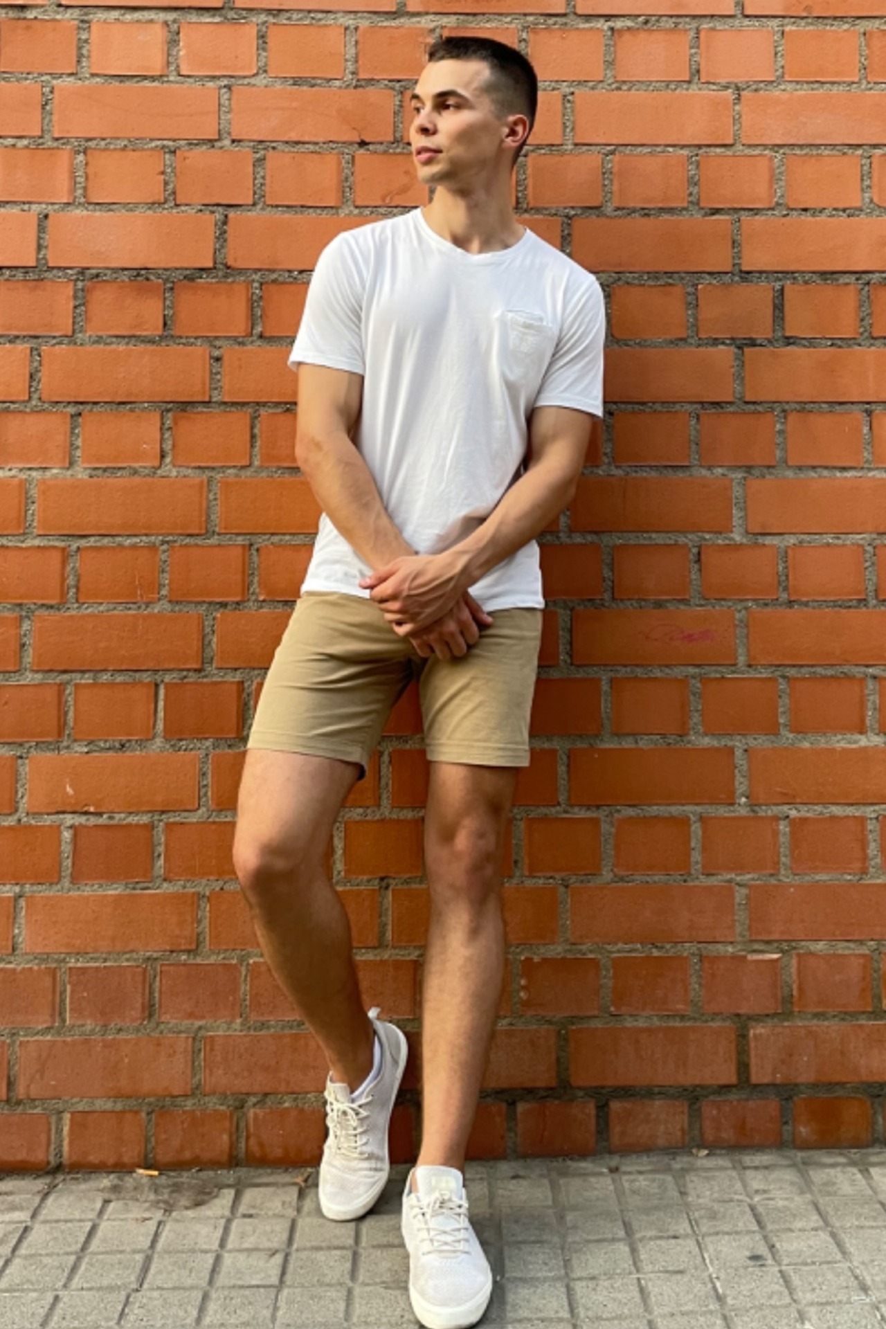 Aliaksandr — Model & Host in Marseille photo 5