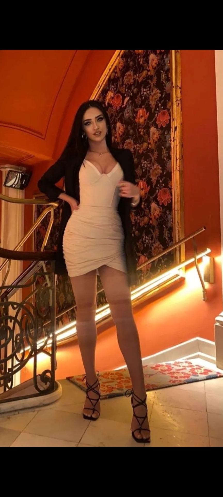 Elena — Model & Hostess in Como photo 4