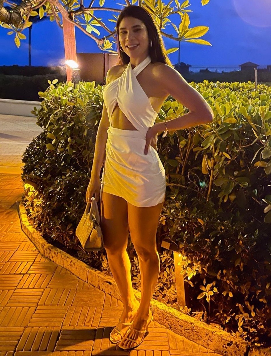 Lina — Model & Hostess in Naples photo 3
