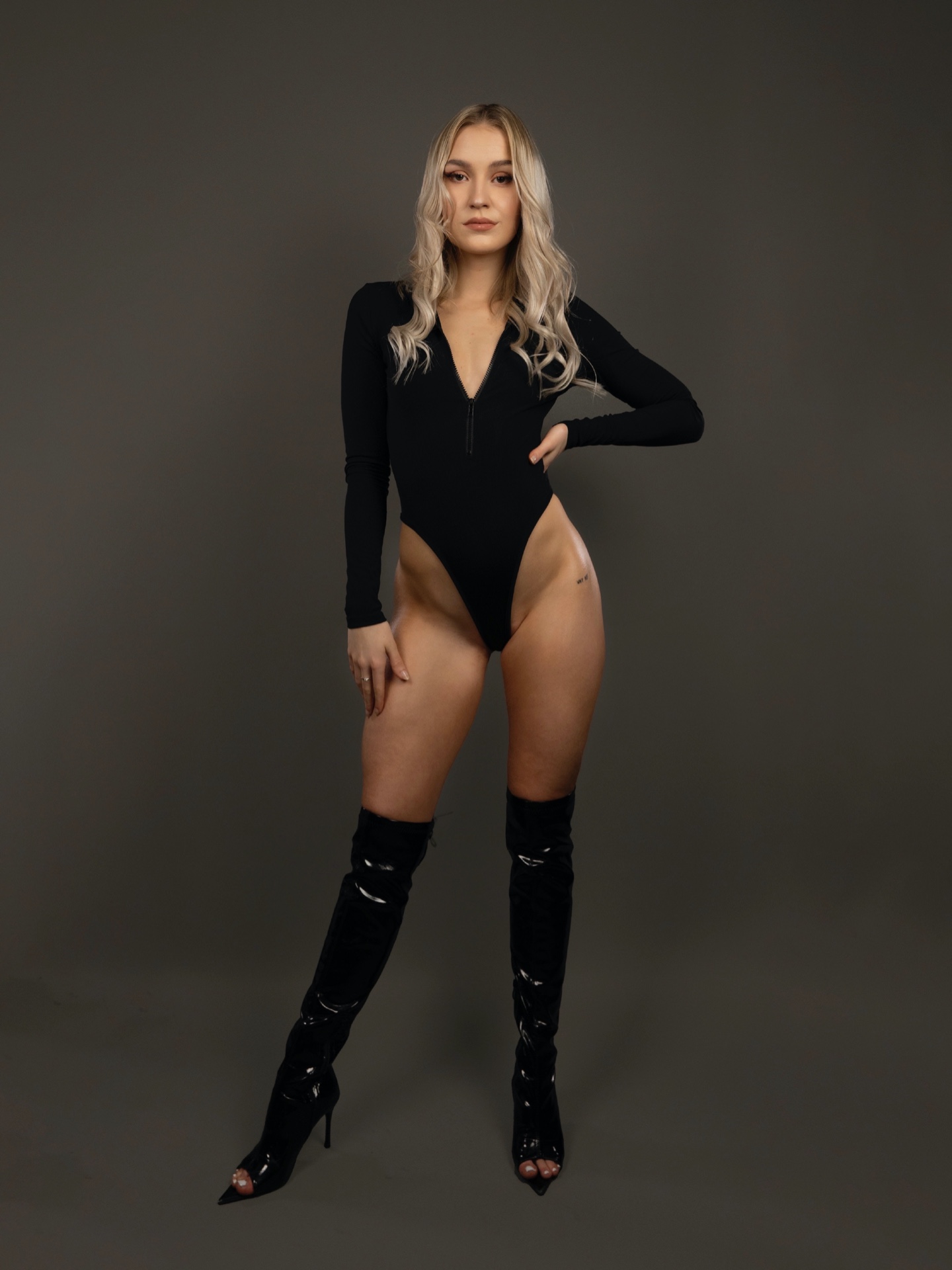 Lisa — Model & Hostess in Amsterdam photo 3