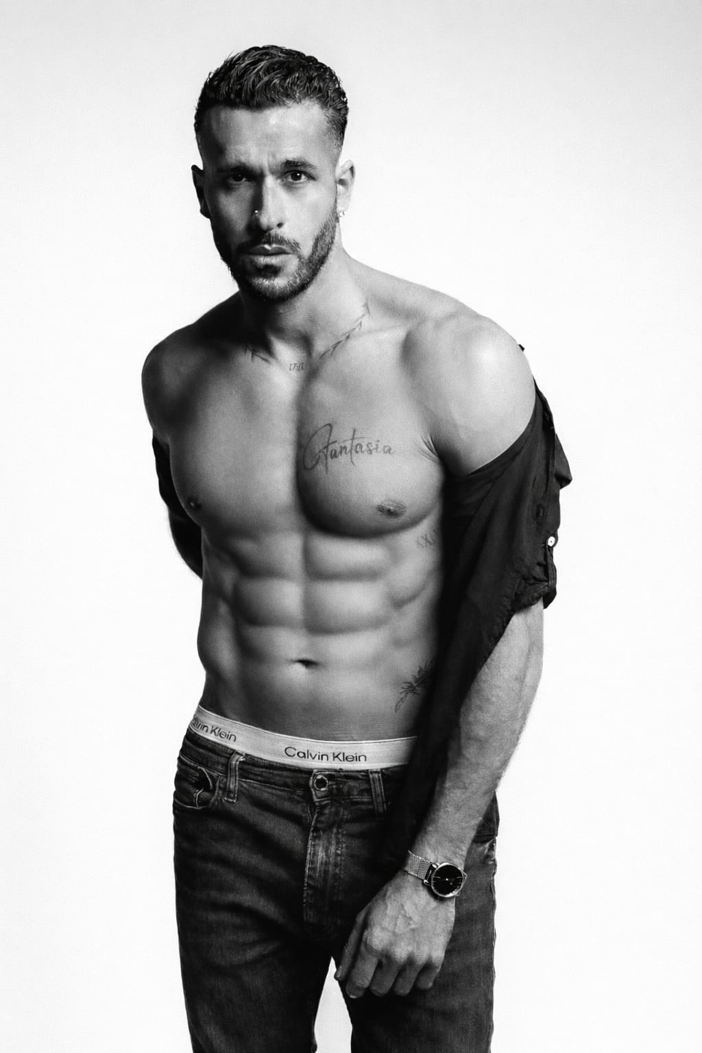 Juan — Model & Host in Itteville photo 15