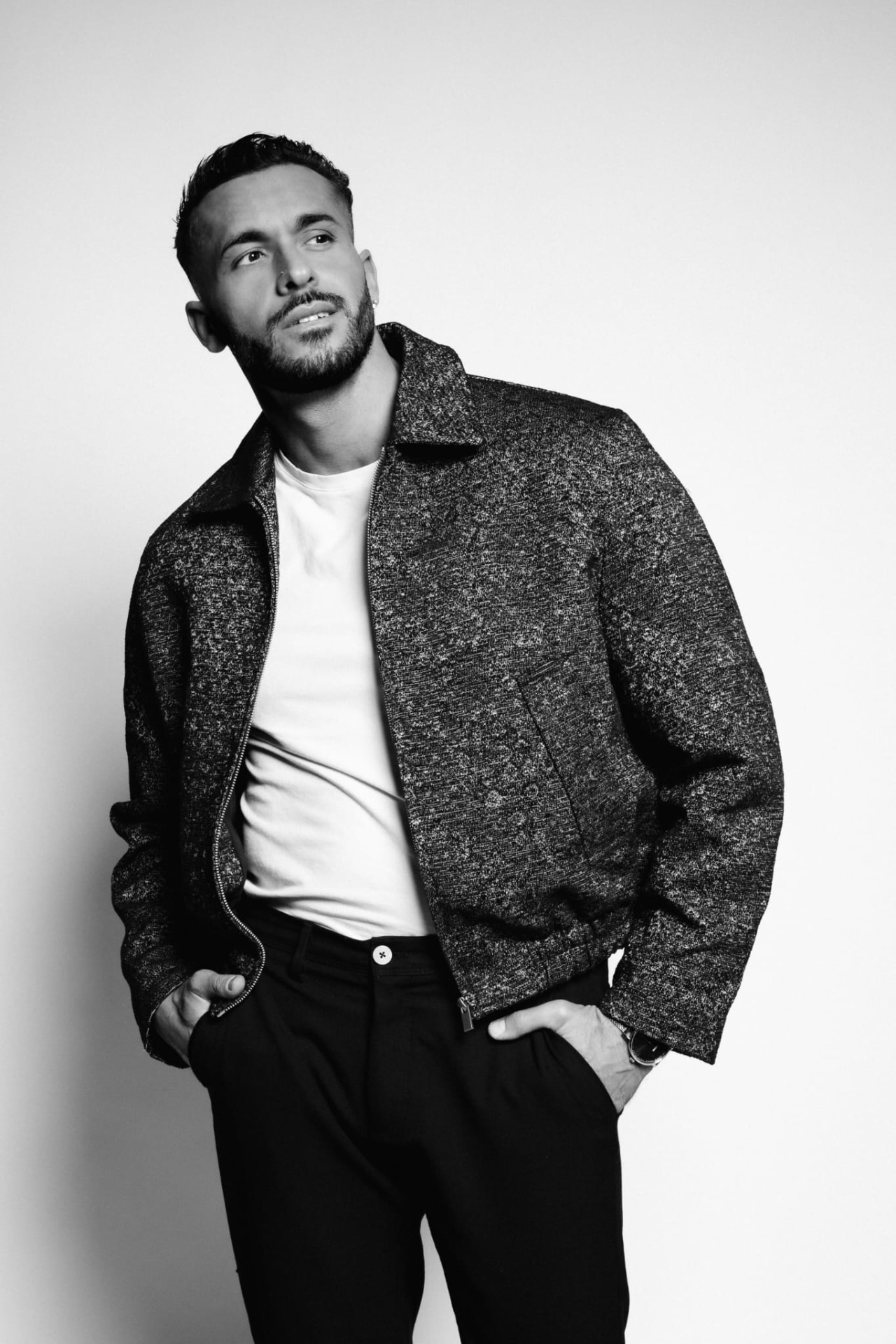 Juan — Model & Host in Itteville photo 19
