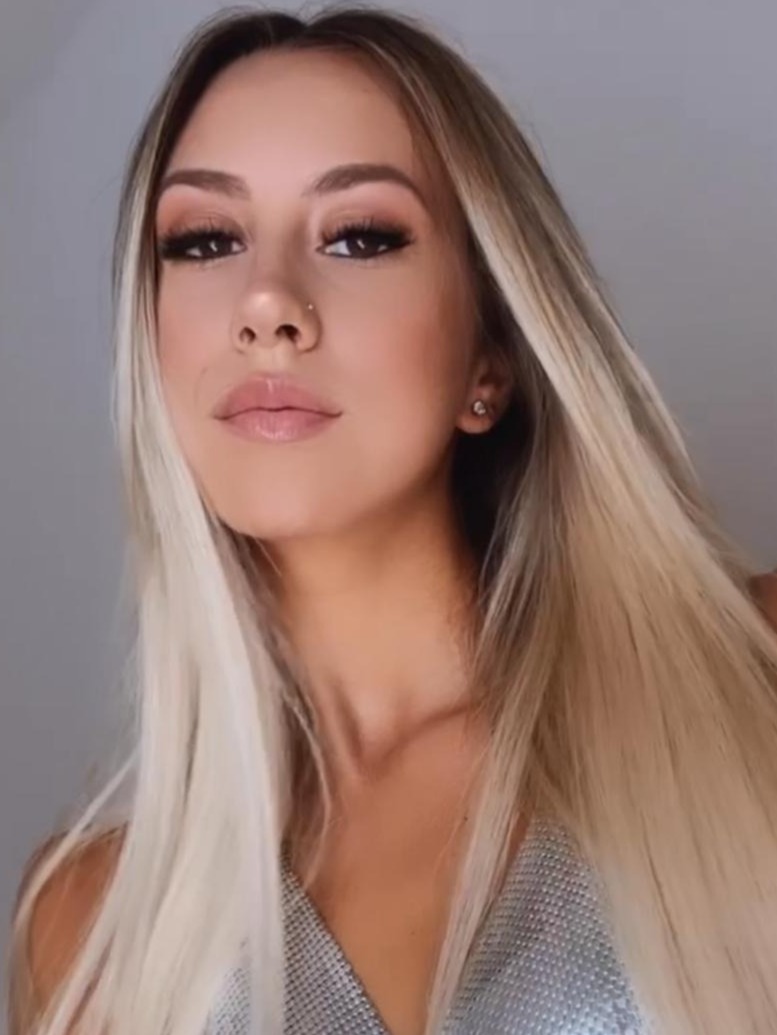 MIHAELA — Model in Modena | Eye On Model