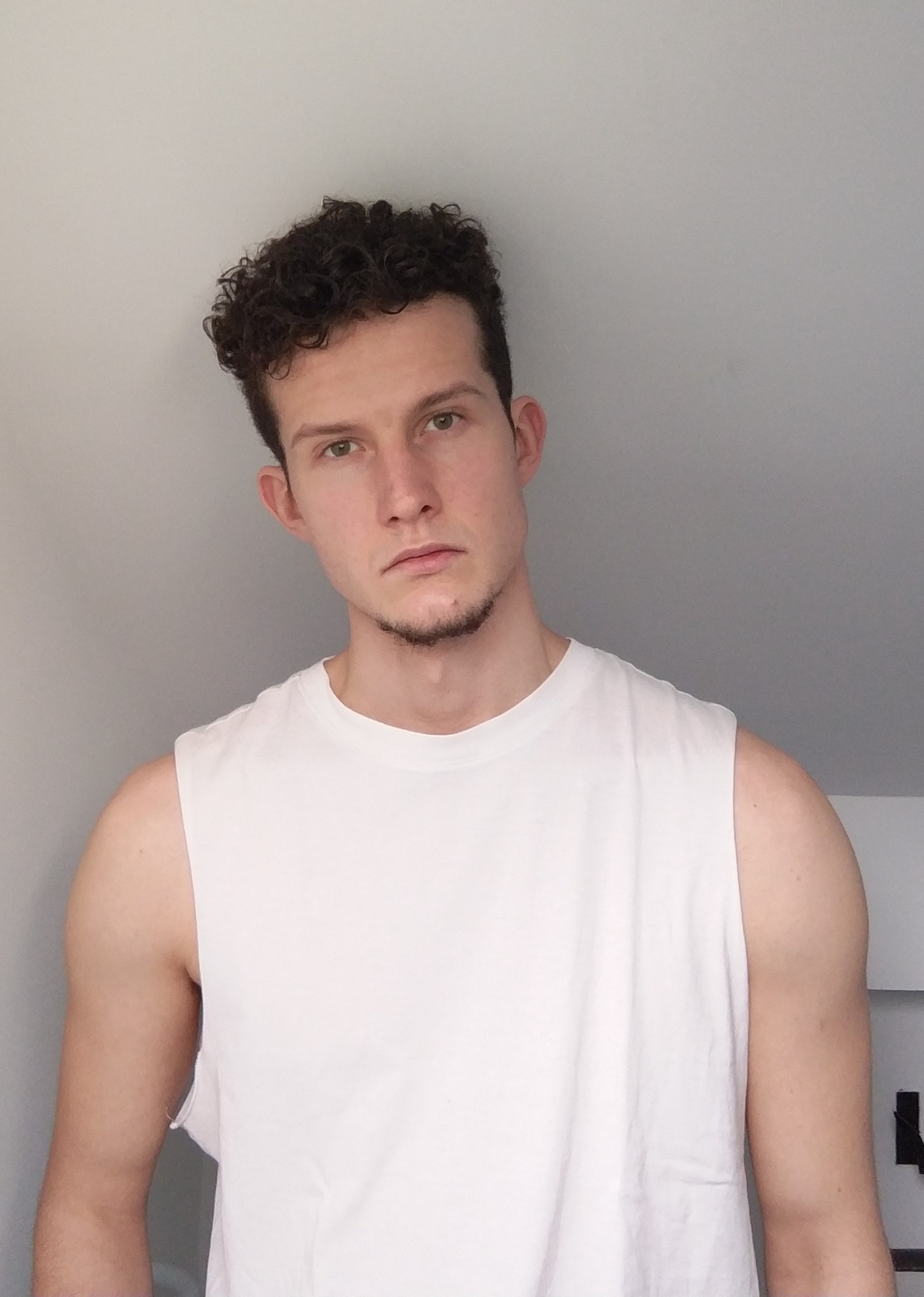 Antoine — Model & Host in Vitry-sur-seine photo 4