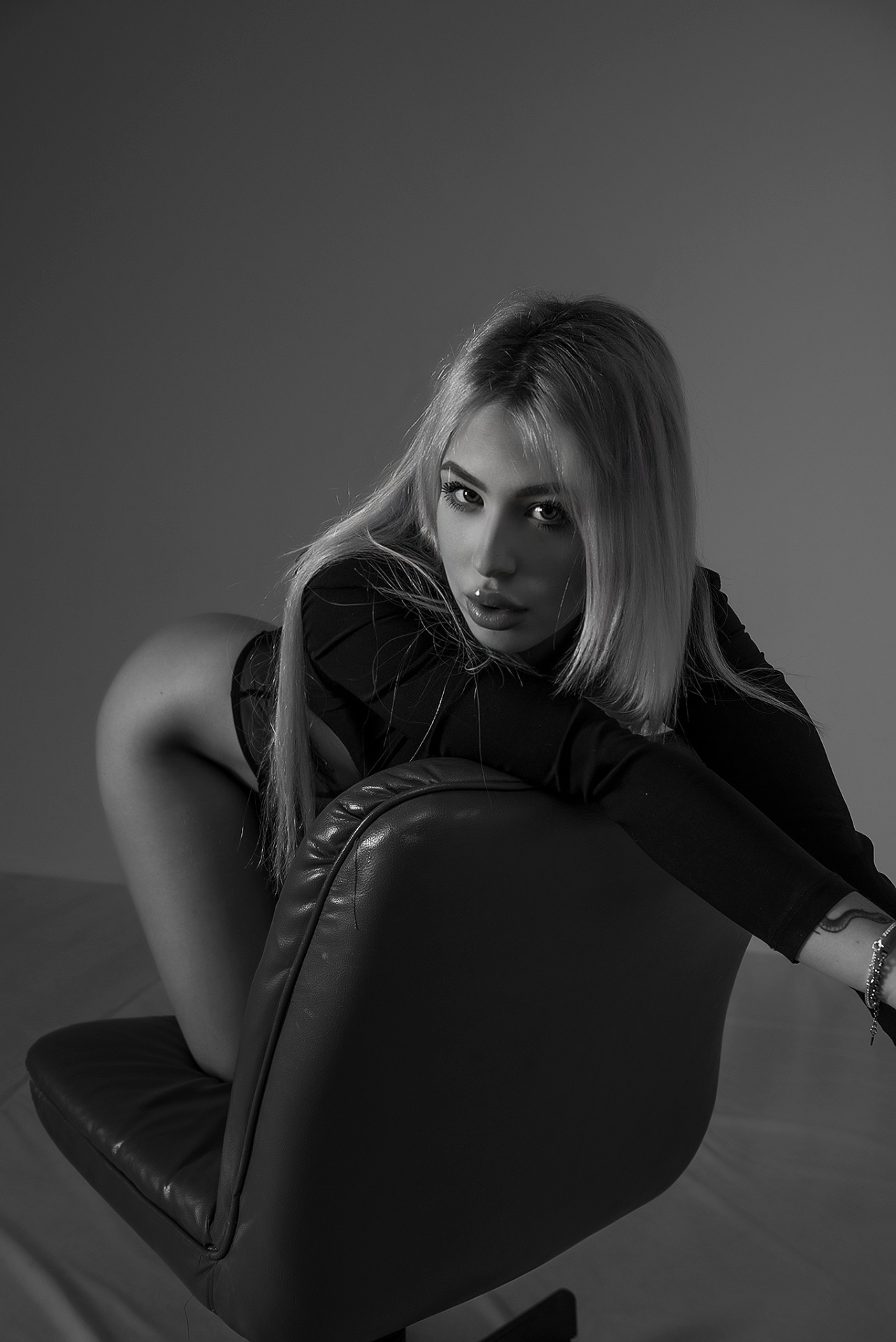 Roberta — Model & Hostess in Busto Garolfo photo 18
