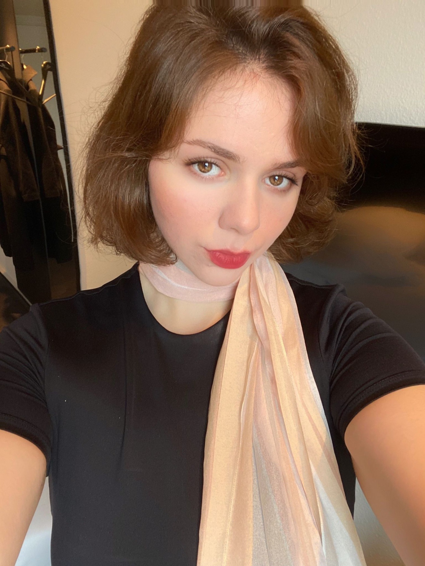 Beg&uuml;m Selin — Model & Hostess in Munich photo 3