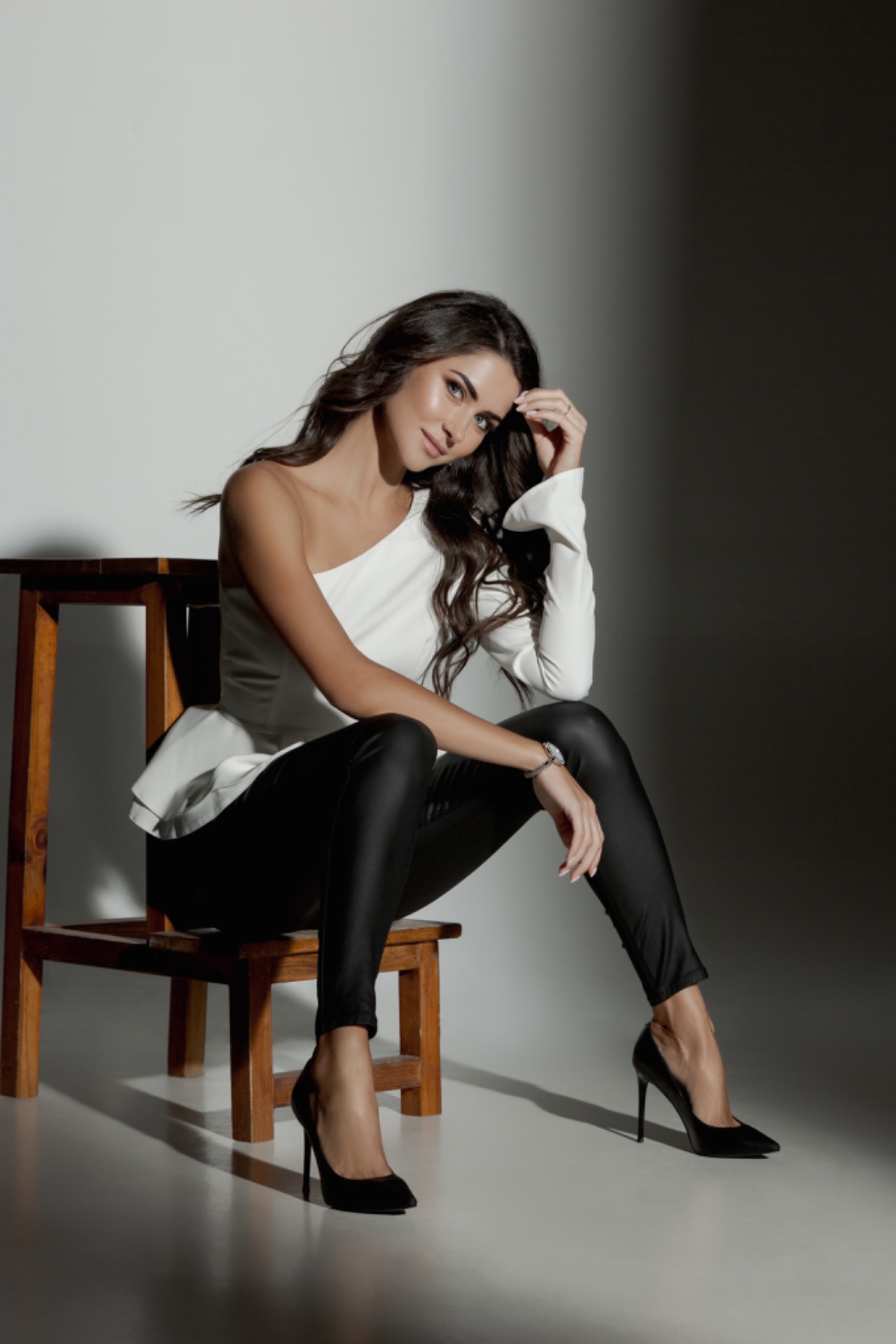 Inna — Model & Hostess in Dubai photo 3