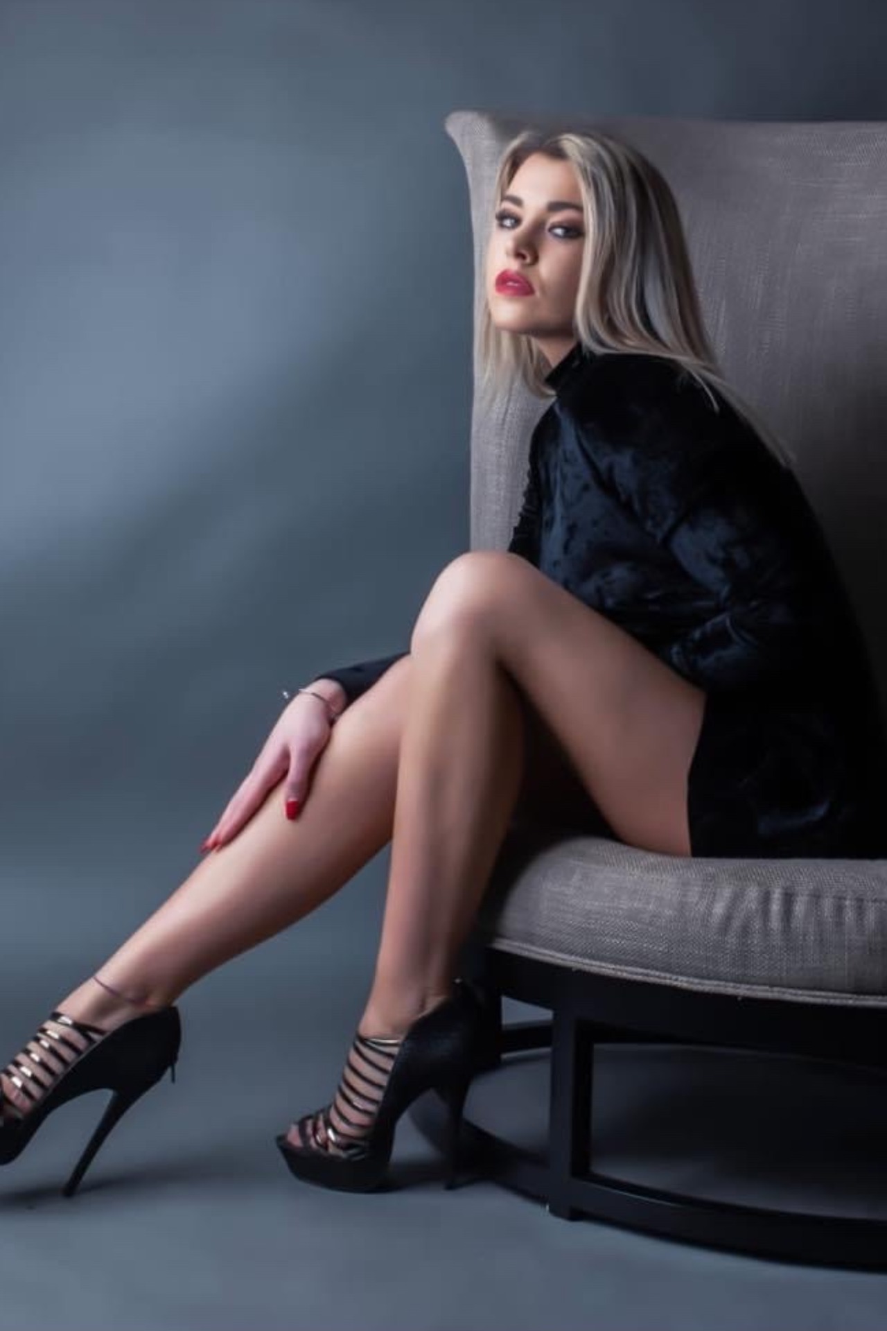 Martina — Model & Hostess in Musile Di Piave photo 4