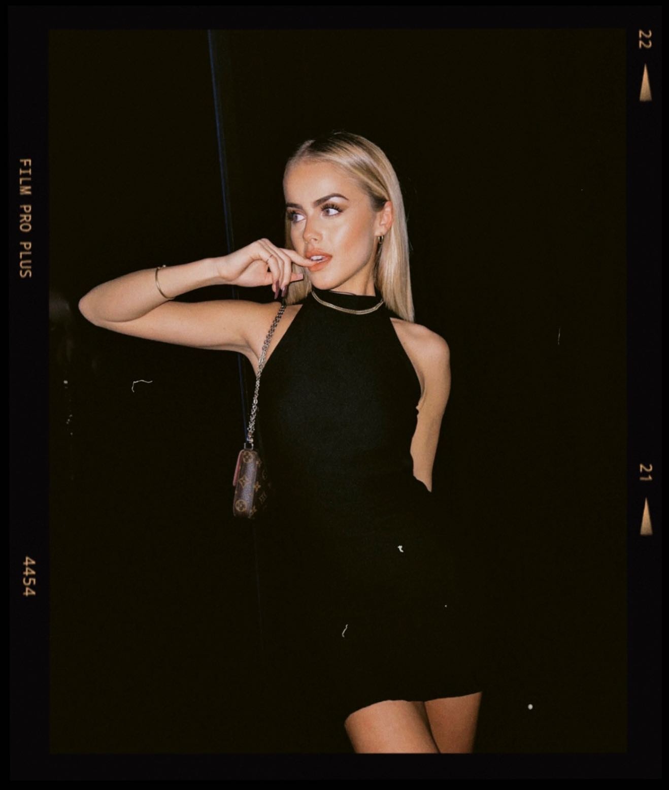 Greta — Model & Hostess in Lonate Ceppino photo 6