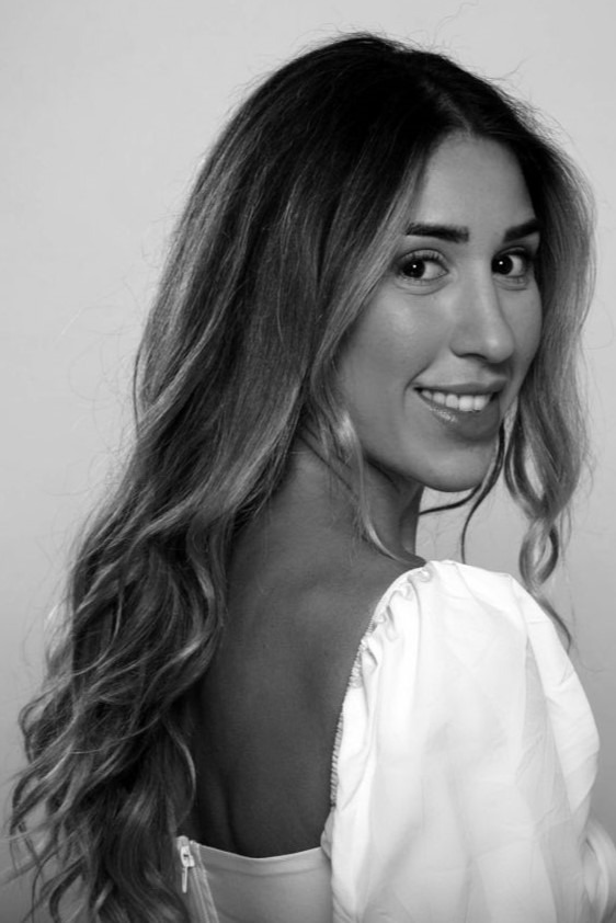 Antigoni — Model & Hostess in &Beta;&omicron;ύ&lambda;&alpha; photo 2