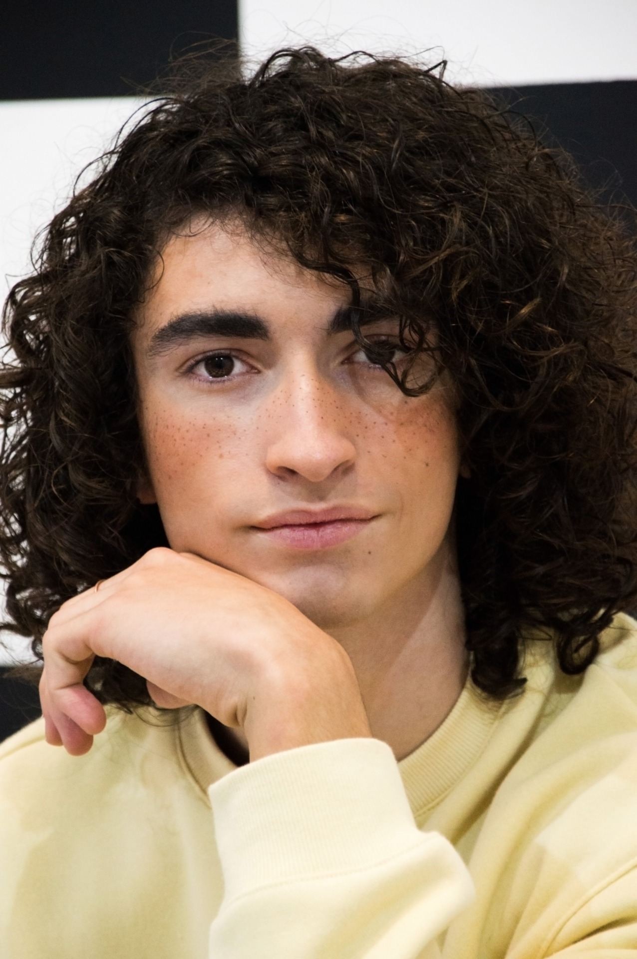 David — Model & Host in Onil photo 2