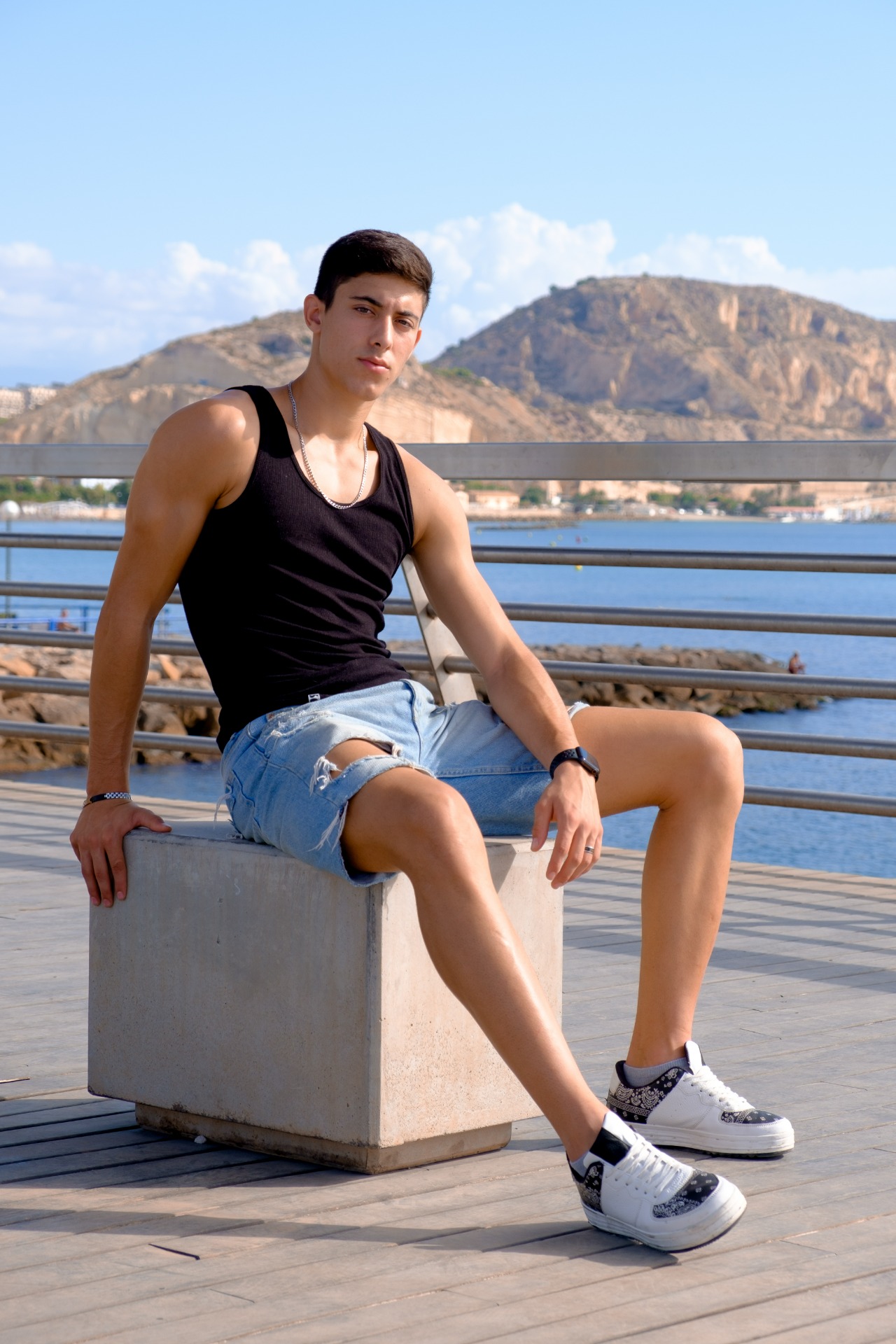 Youcef — Model & Host in Alacant photo 13