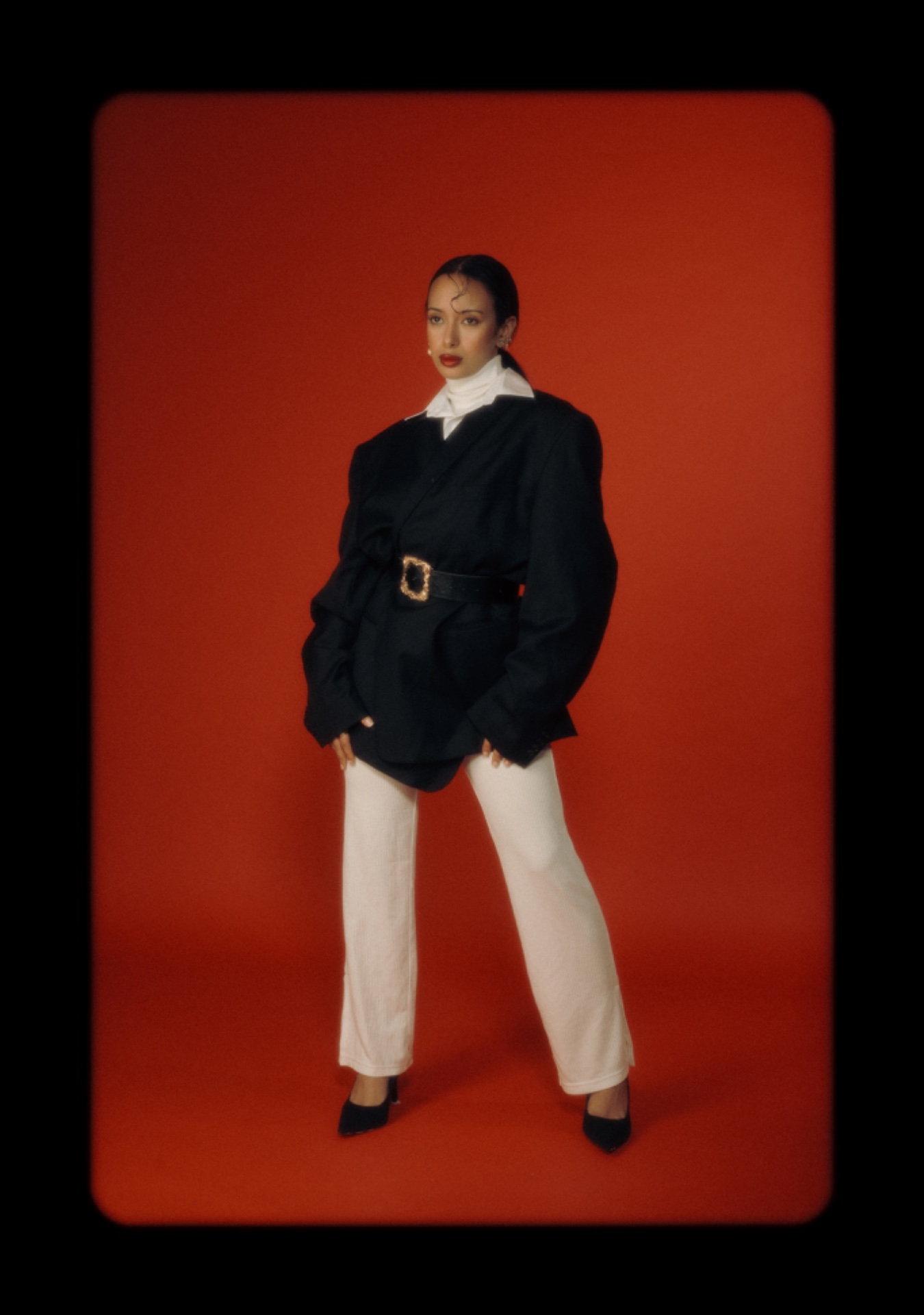 Ouiam — Model & Hostess in Paris photo 9