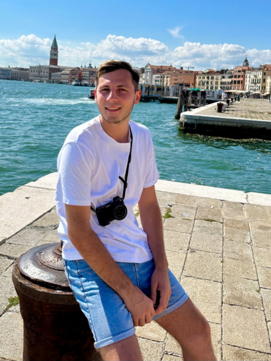 Oleksandr — Model & Host in Berlin photo 5