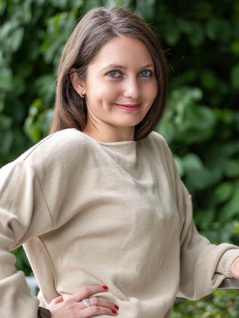 Aylin — Model & Hostess in Greater London photo 4