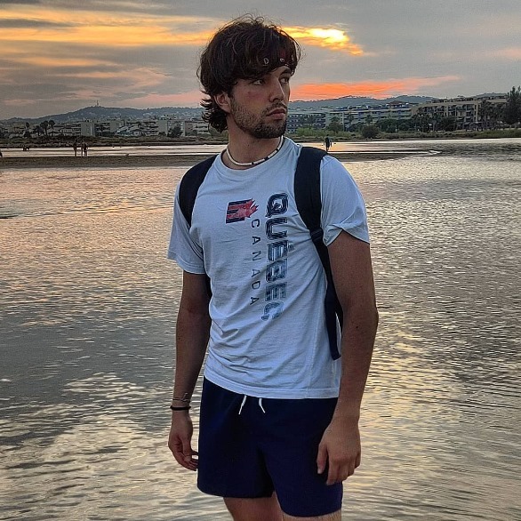 Arnau — Model & Host in Vilafranca Del Pened&egrave;s photo 1