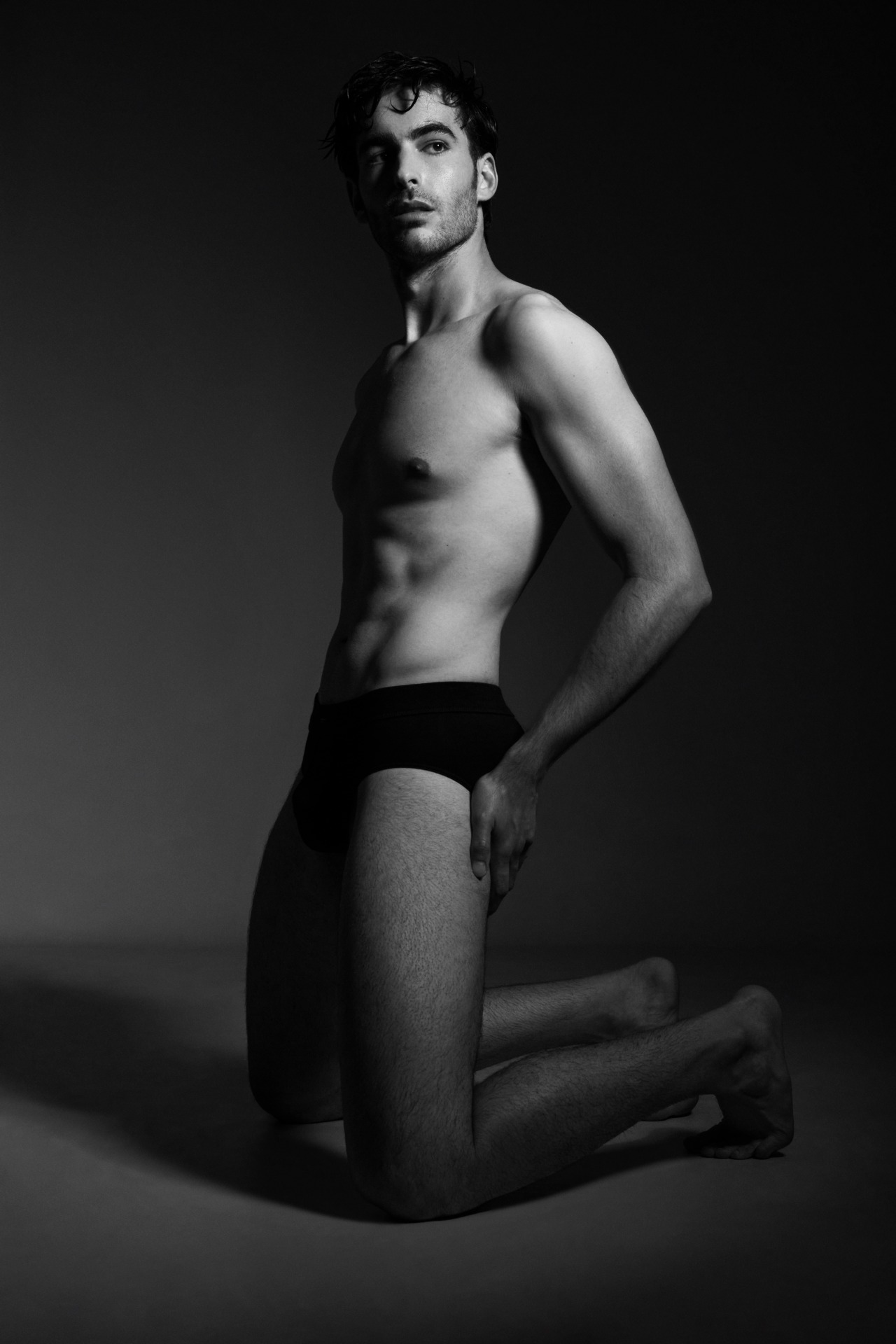 Andreu — Model & Host in V photo 3