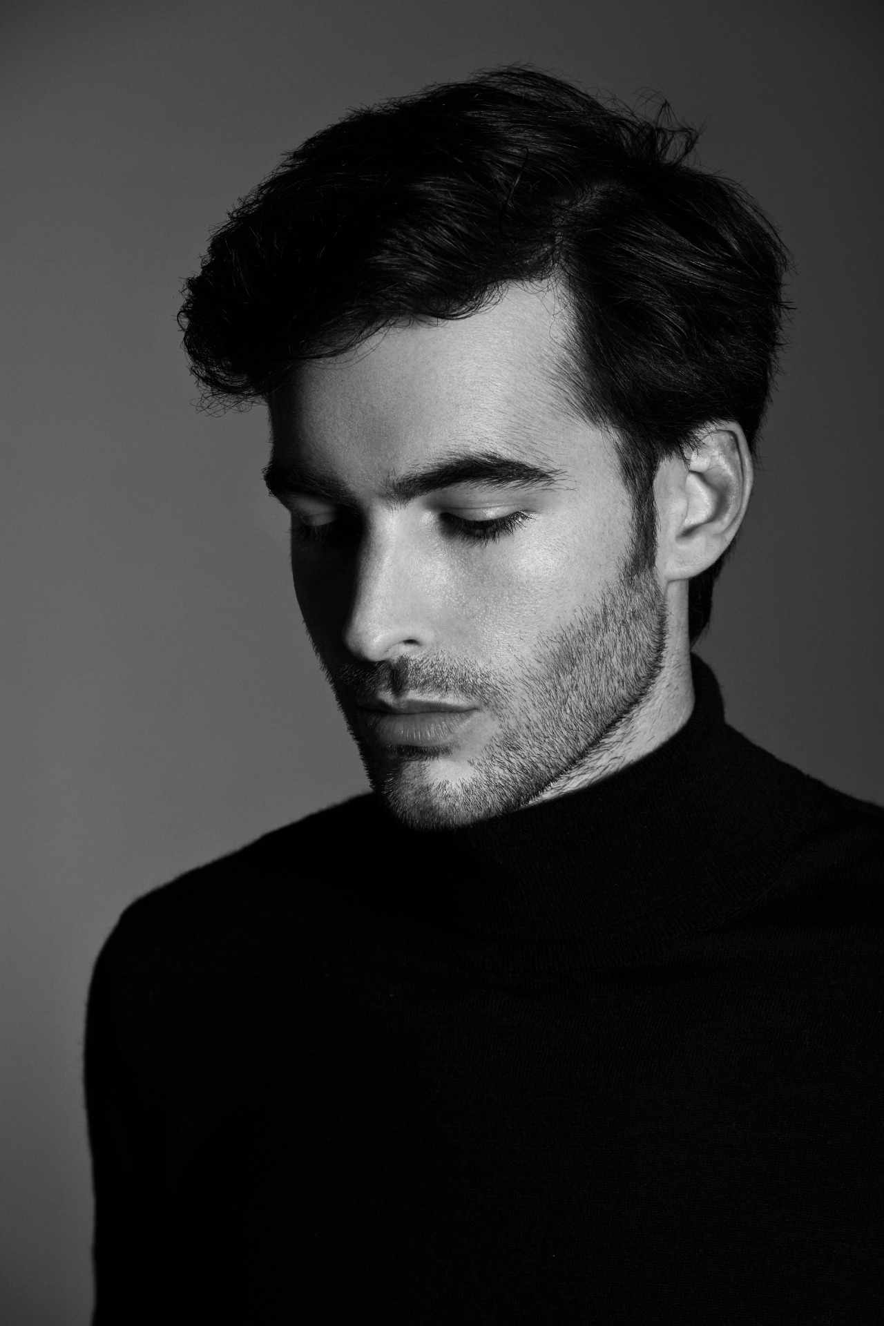 Andreu — Model & Host in V photo 5