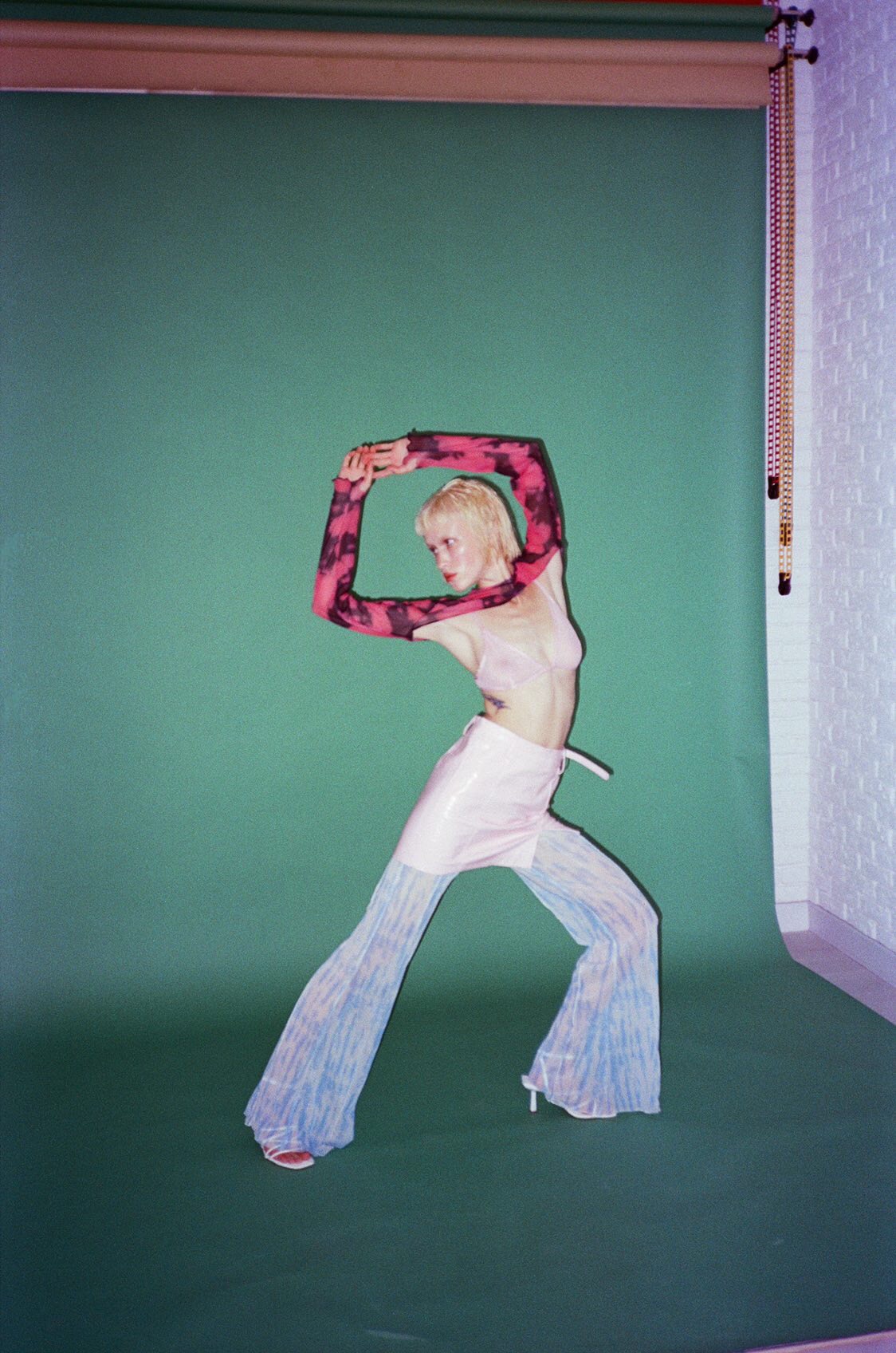 Renata (ys) — Model & Hostess in Монруж photo 3