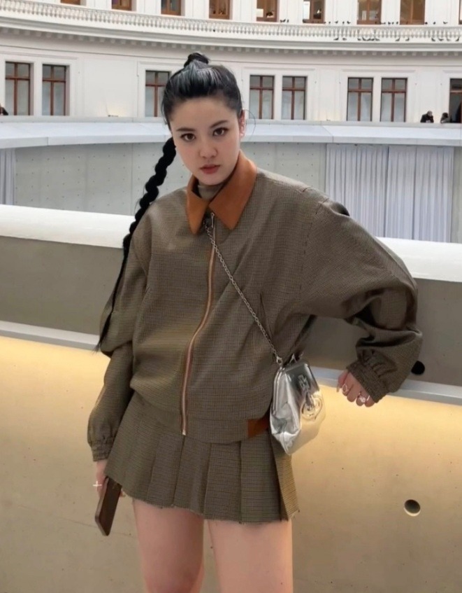 Tingting — Model & Hostess in Milano photo 5