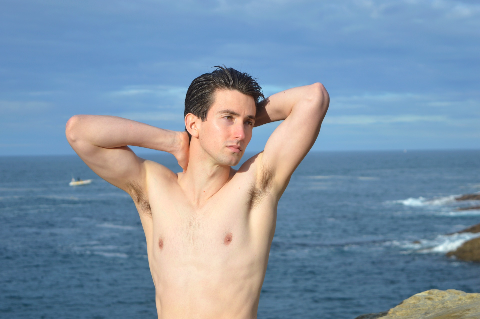 Auritz — Model & Host in Ir&uacute;n photo 2