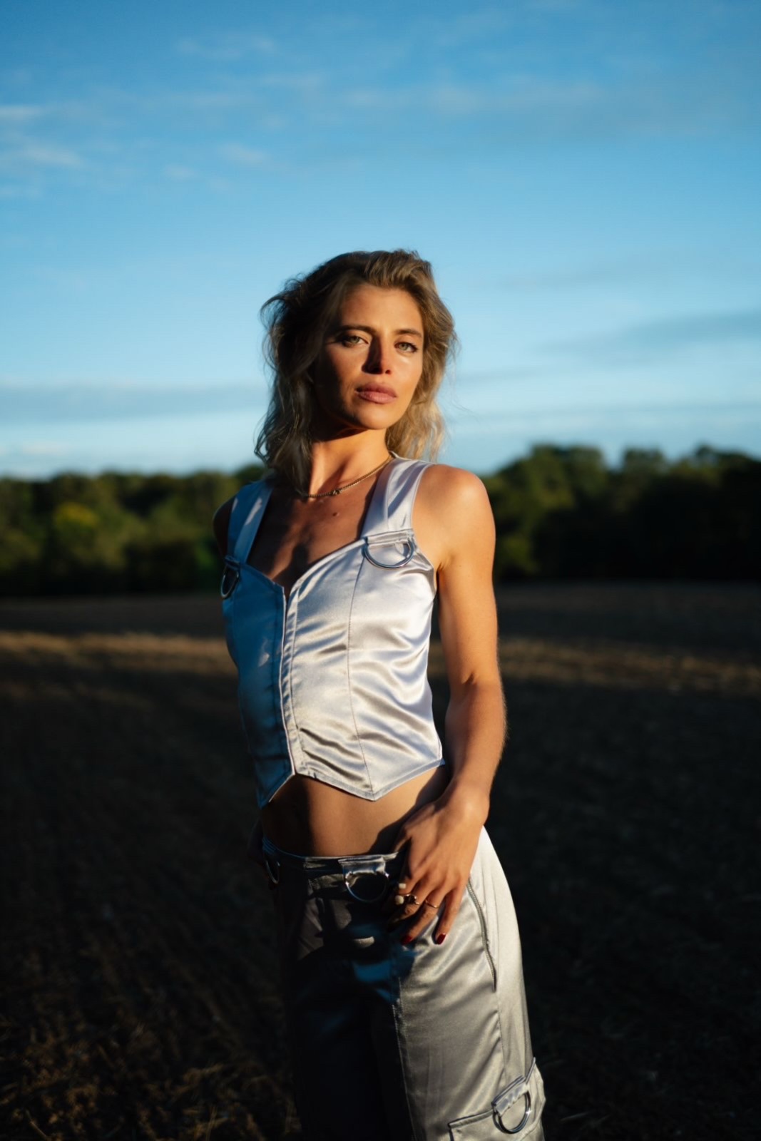 Isabelle — Model & Hostess in Greater London photo 8
