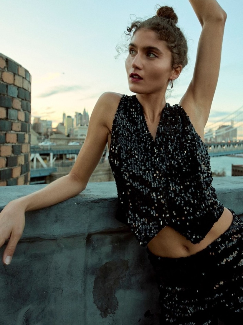 M&eacute;ghane — Model & Hostess in Greater London photo 17