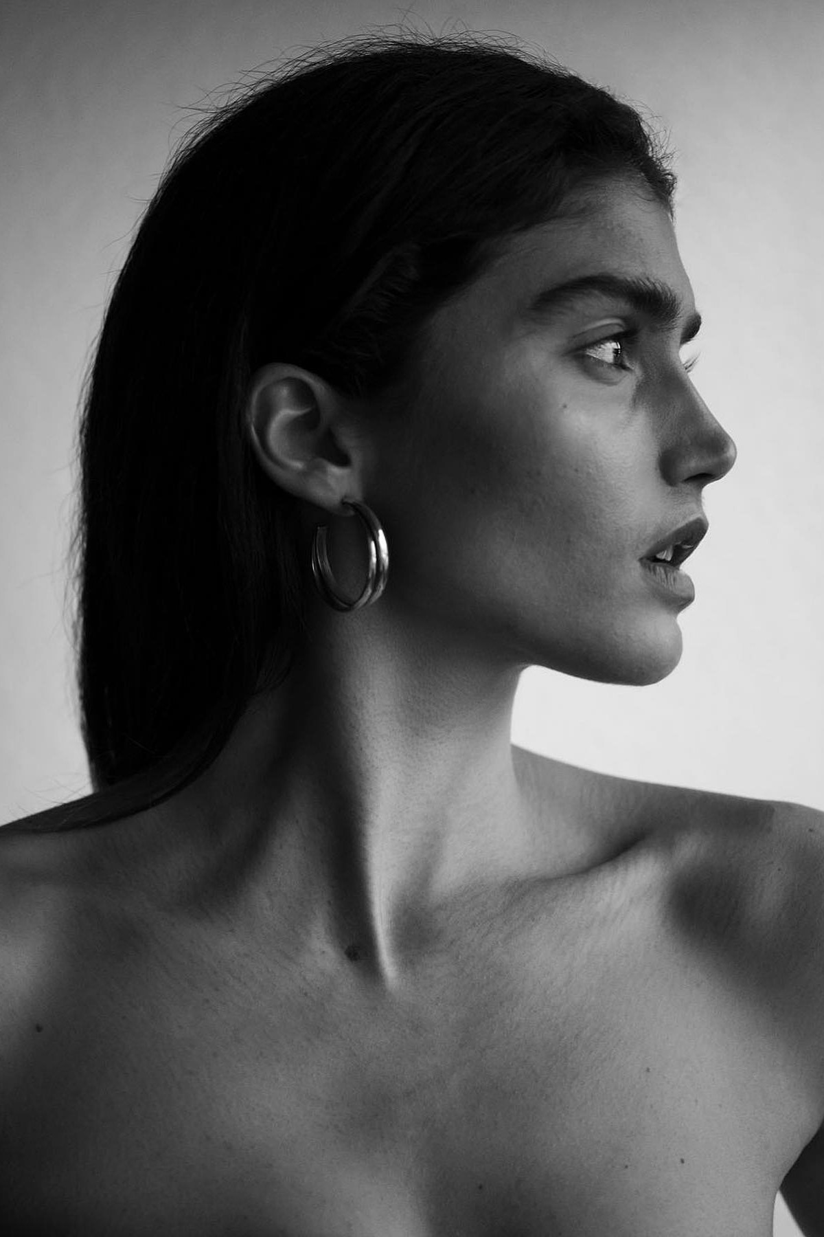 M&eacute;ghane — Model & Hostess in Greater London photo 18