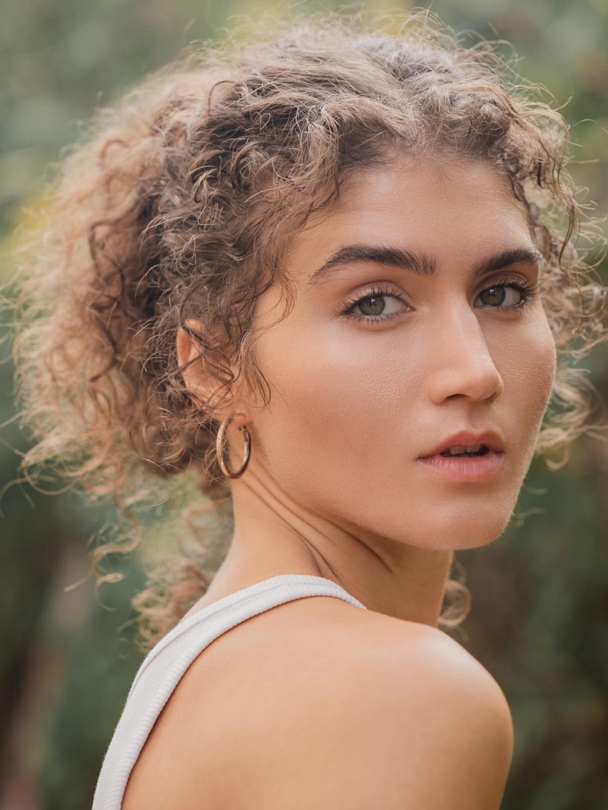 M&eacute;ghane — Model & Hostess in Greater London photo 20
