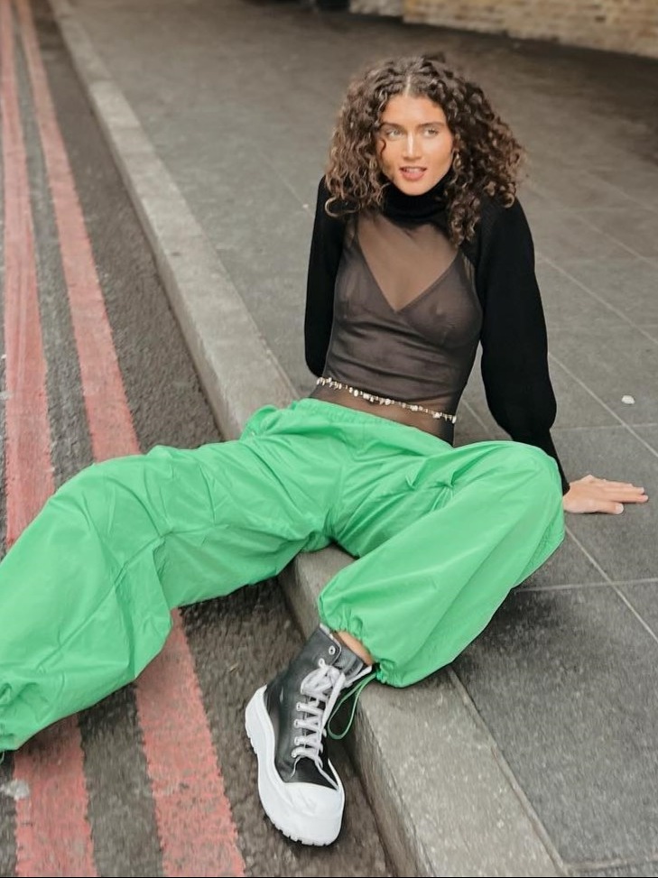 M&eacute;ghane — Model & Hostess in Greater London photo 22
