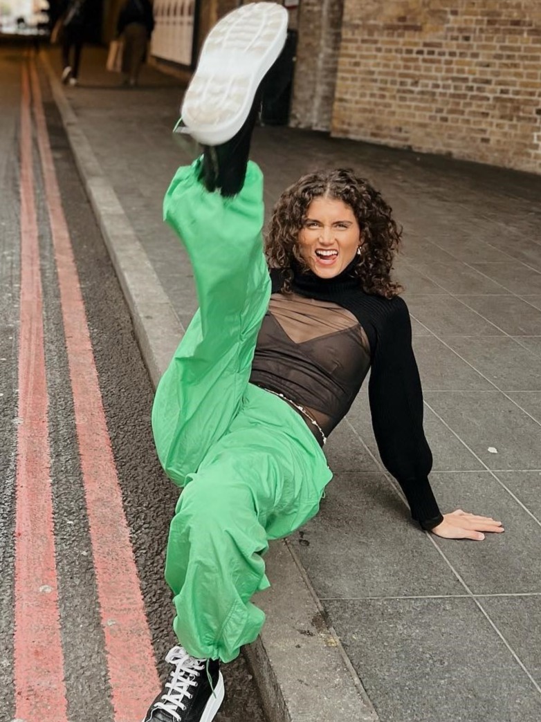 M&eacute;ghane — Model & Hostess in Greater London photo 23