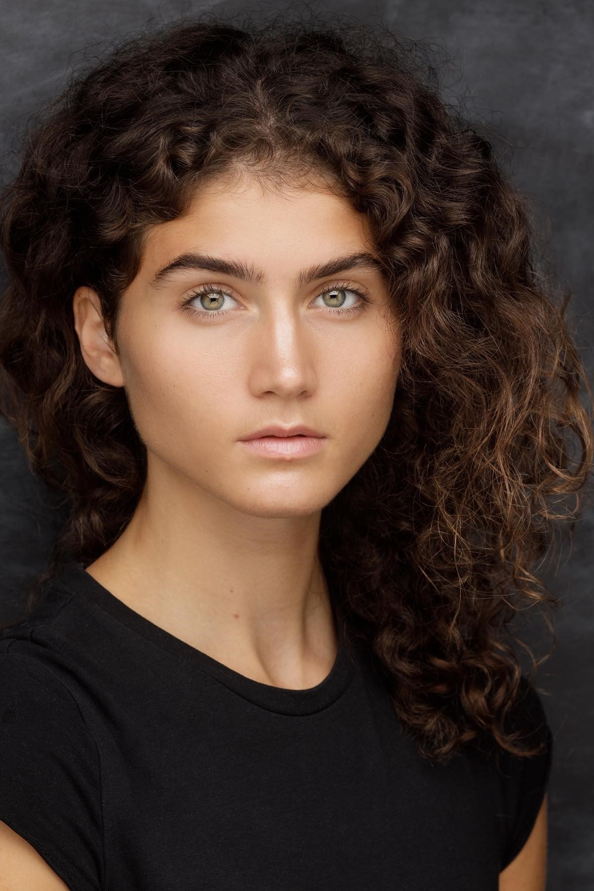 M&eacute;ghane — Model & Hostess in Greater London photo 26