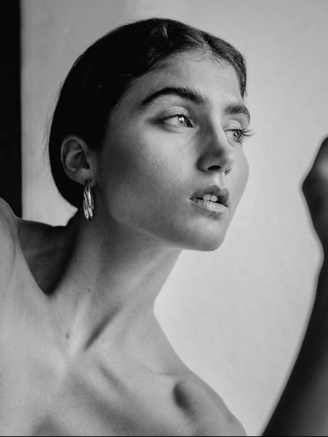 M&eacute;ghane — Model & Hostess in Greater London photo 32