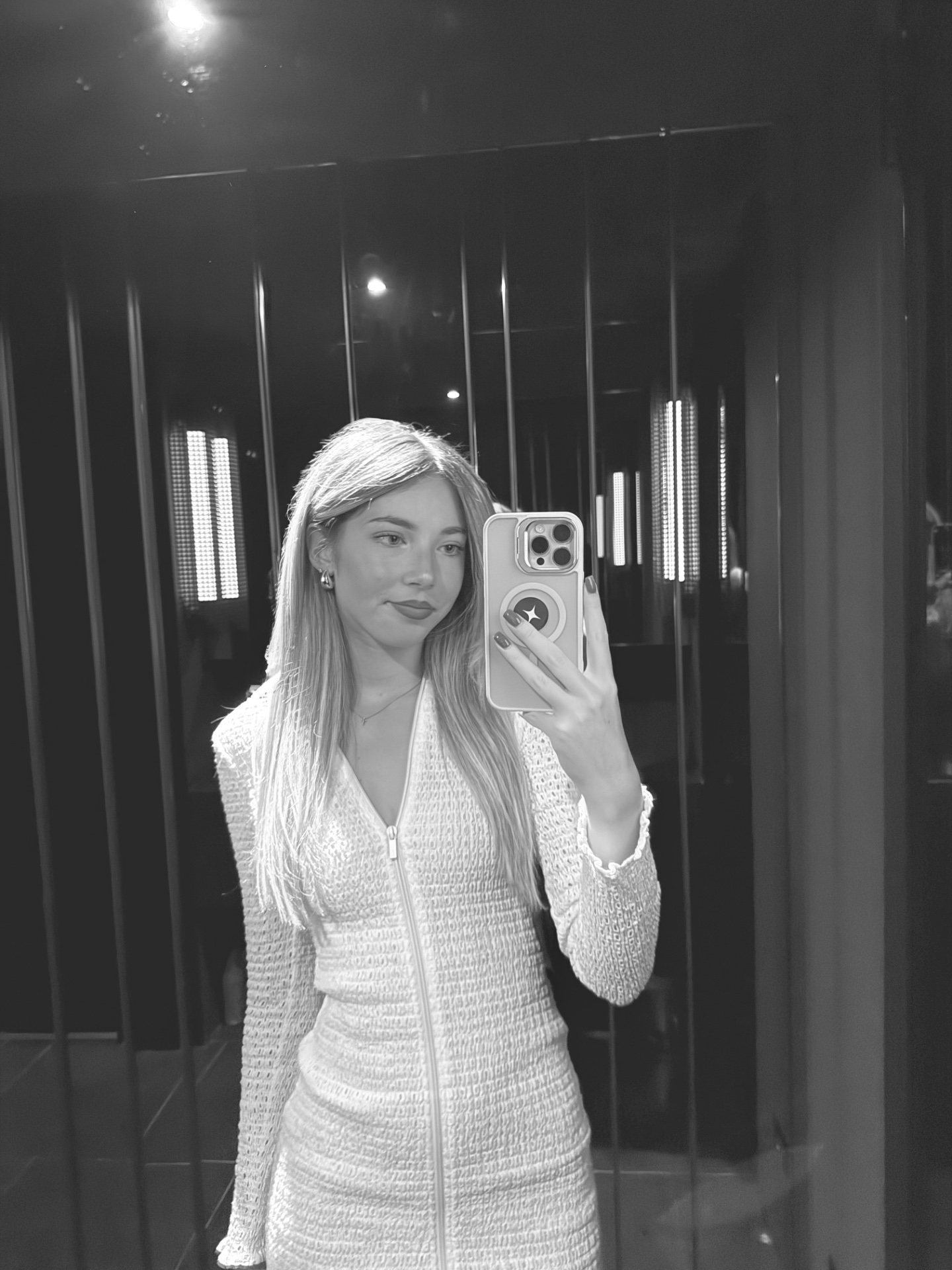 Valeria — Model & Hostess in Milano photo 3