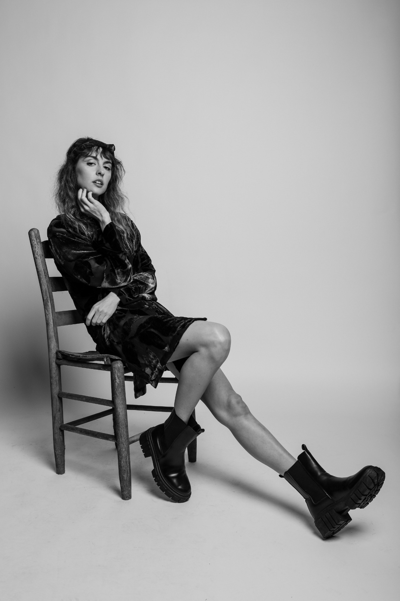 Annalise — Model & Hostess in Greater London photo 22