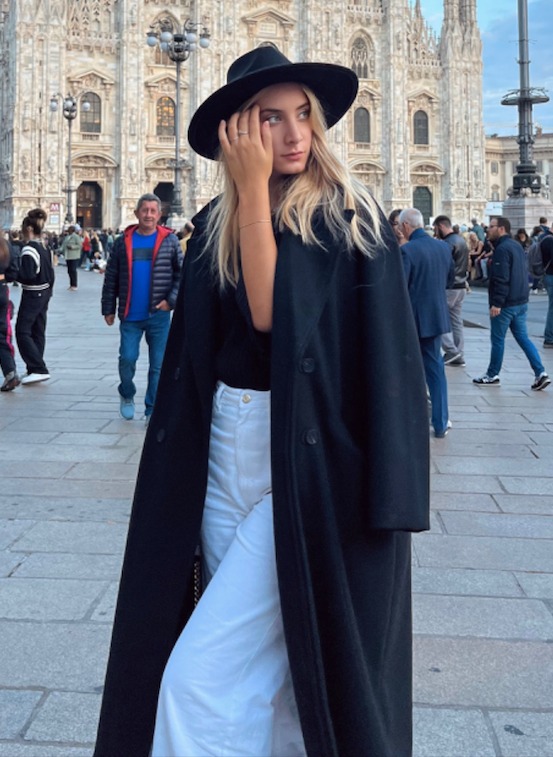 Chiara — Model & Hostess in Coriano photo 6