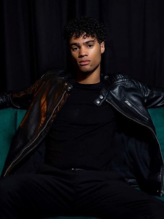 Sean — Model & Host in Greater London photo 16