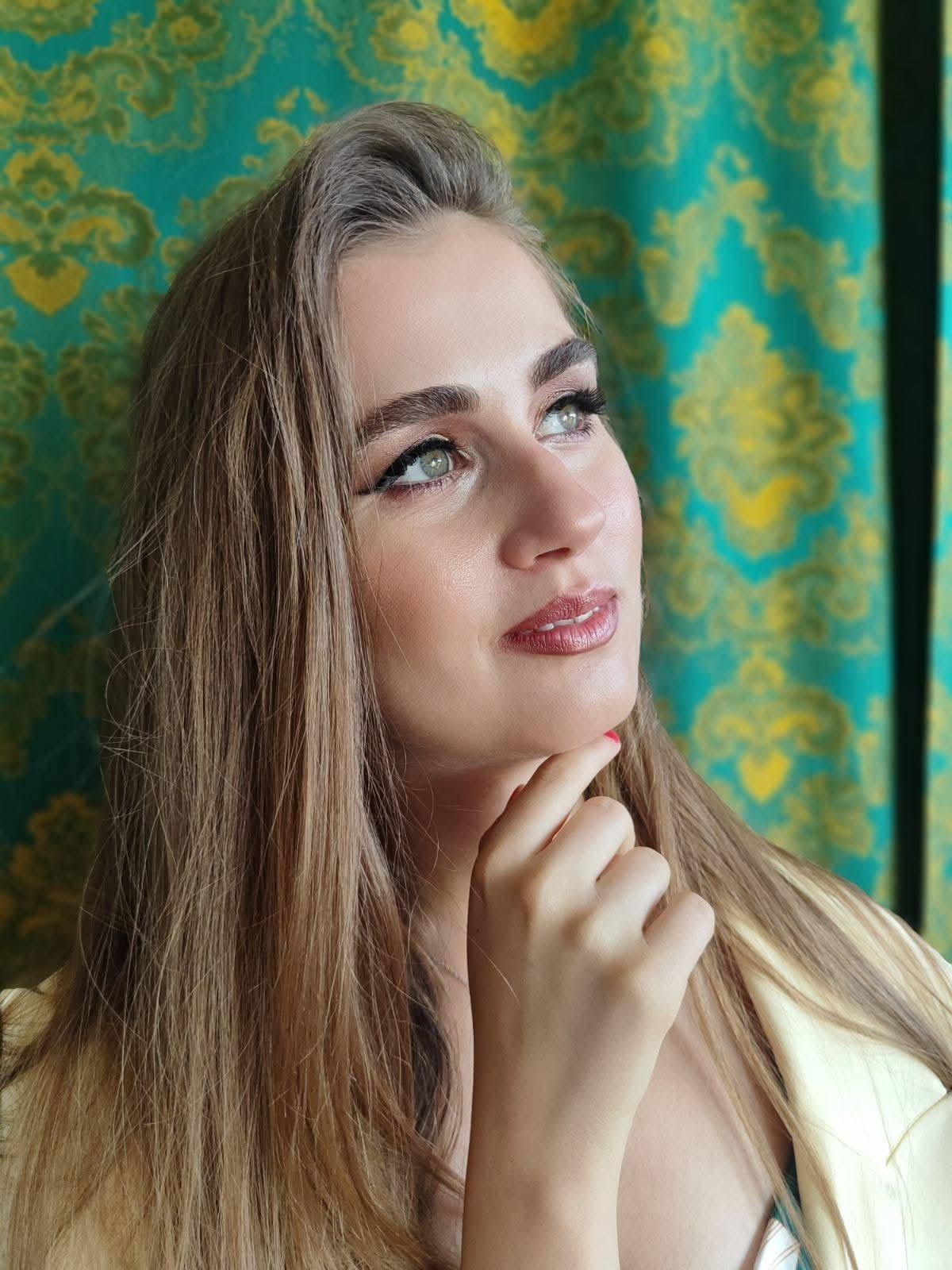 Antonina — Model & Hostess in K&ouml;ln photo 4