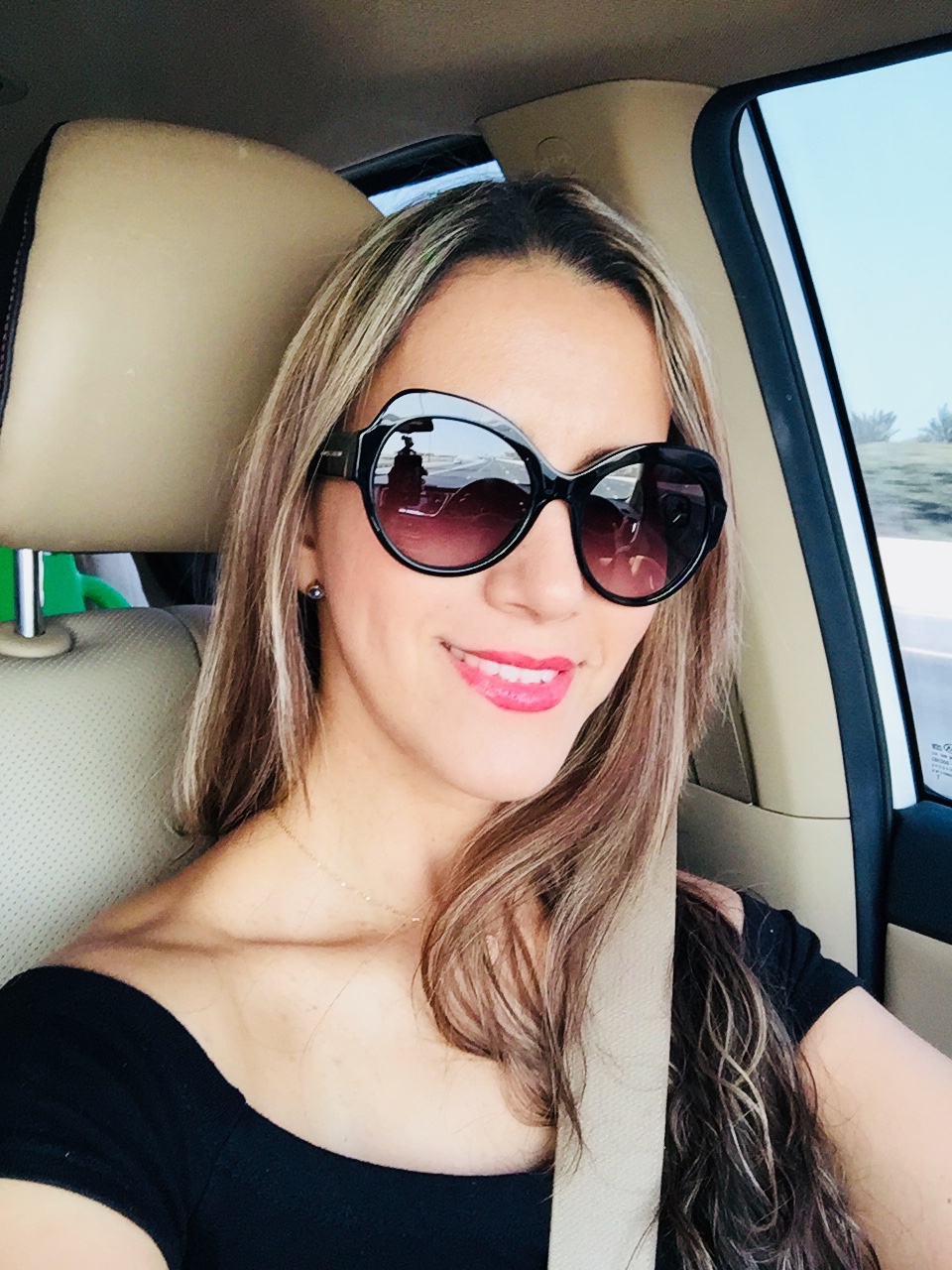 Luz Myriam — Model & Hostess in Abu Dhabi photo 3