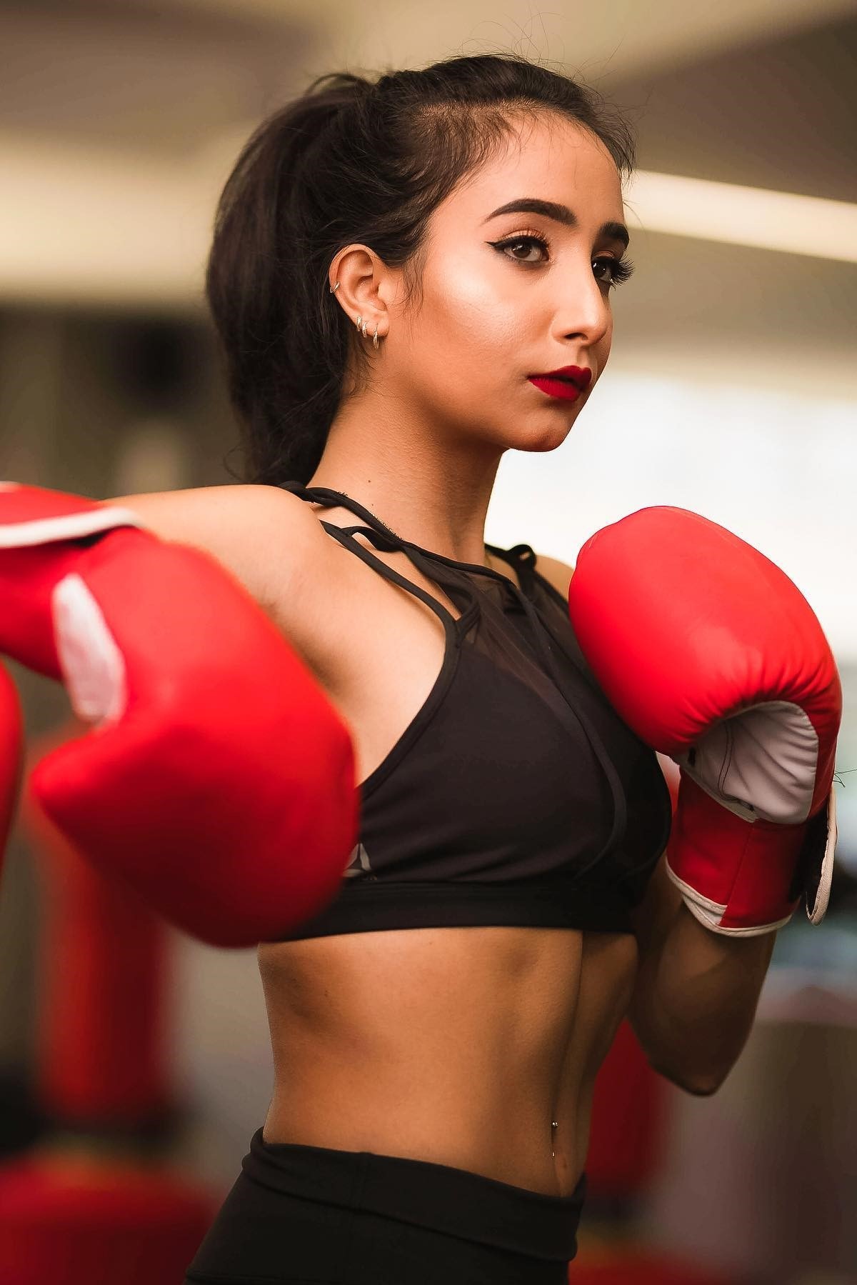 Shivani — Model & Hostess in Barcelona photo 4