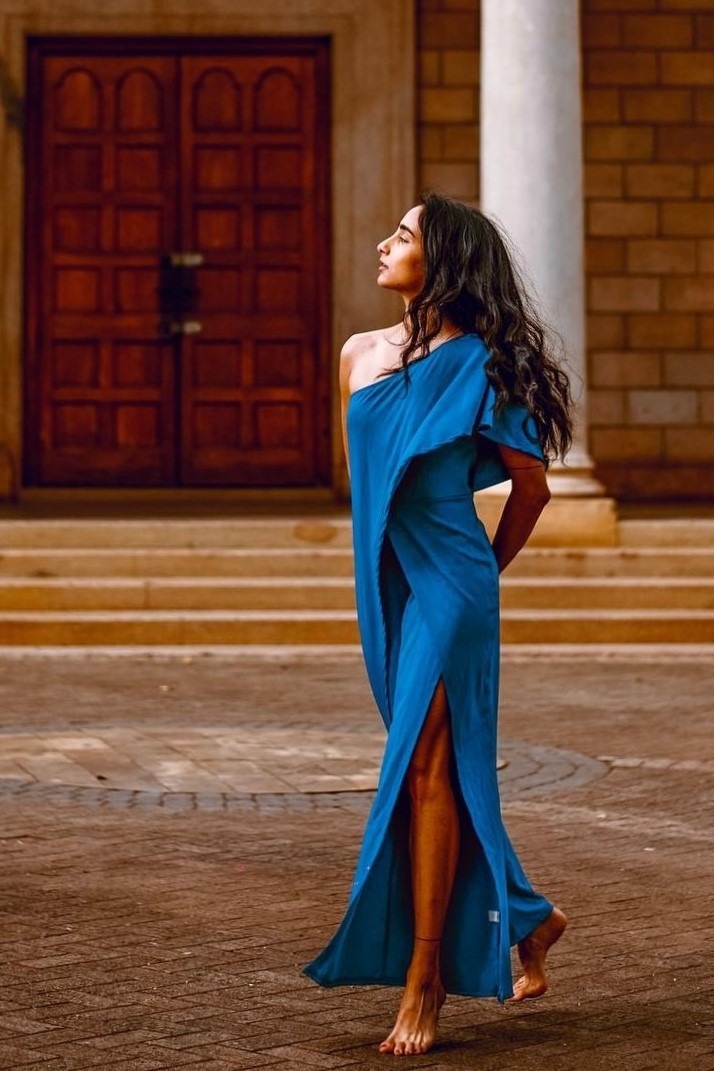 Shivani — Model & Hostess in Barcelona photo 7