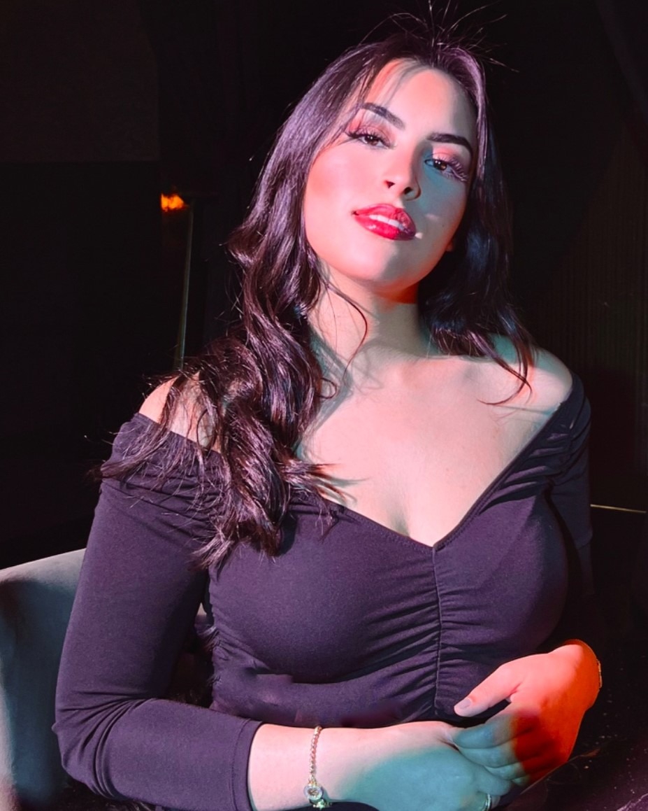 Ikram — Model & Hostess in Barcelona photo 1