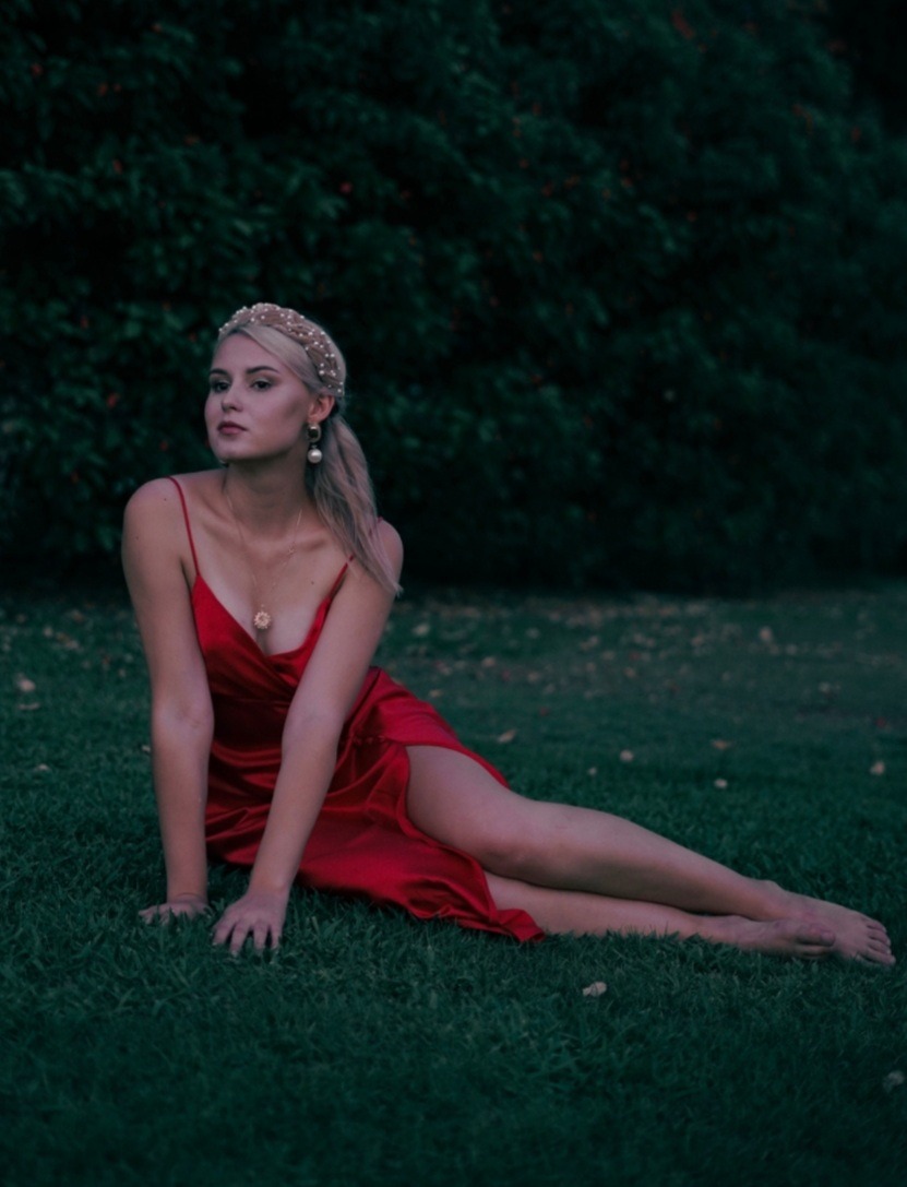 Aleksandra — Model & Hostess in Gen&egrave;ve photo 5