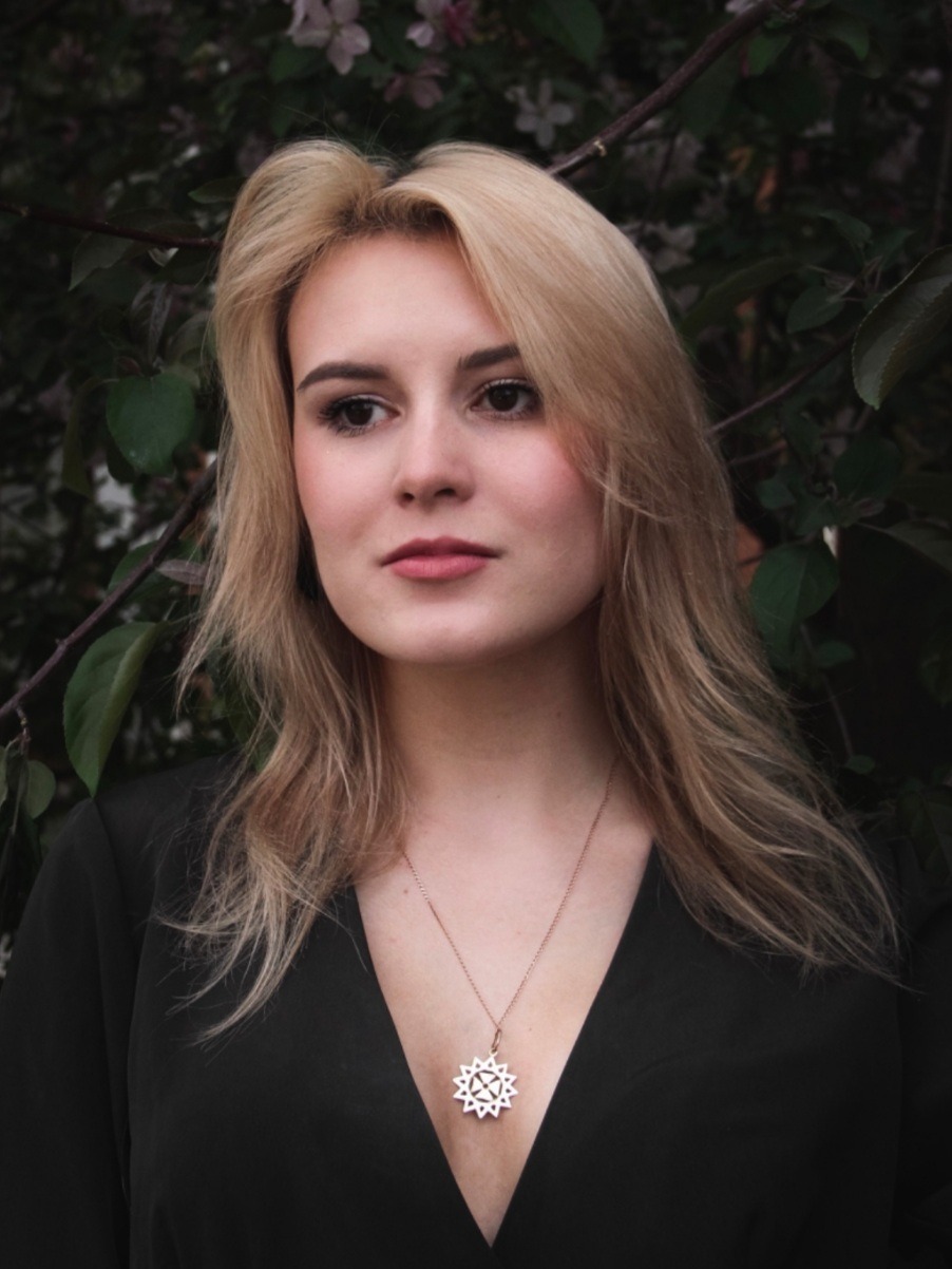 Aleksandra — Model & Hostess in Gen&egrave;ve photo 8