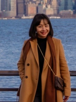 Ke Si — Model & Hostess in Th&ocirc;nex photo 4