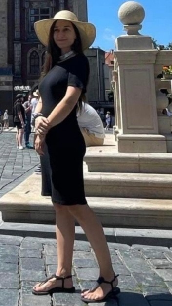 Alice — Model & Hostess in Gen&egrave;ve photo 3