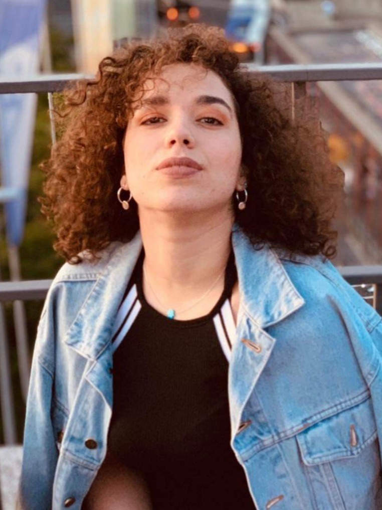 Ouafa — Model & Hostess in Gen&egrave;ve photo 1